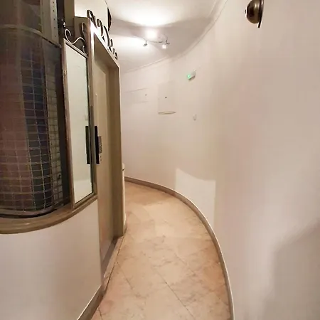 Luminous Apartment Lisbon