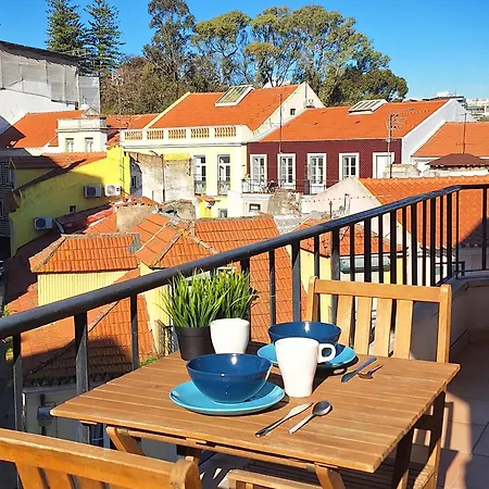 Luminous Apartment Lisbon