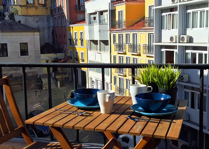 Luminous Apartment Lisbon